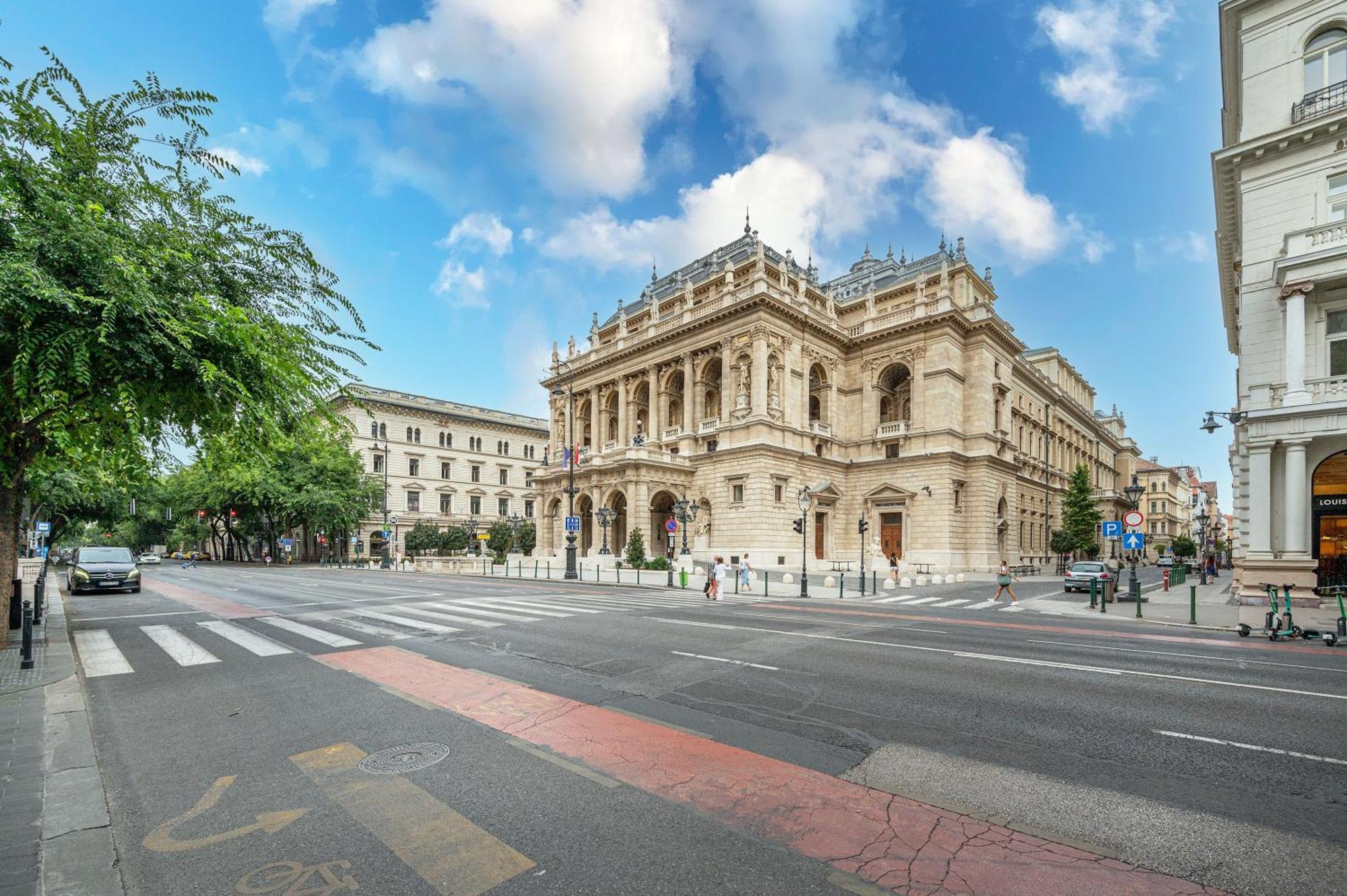Andrassy 28, Next To Opera, Parking Leilighet Budapest Eksteriør bilde